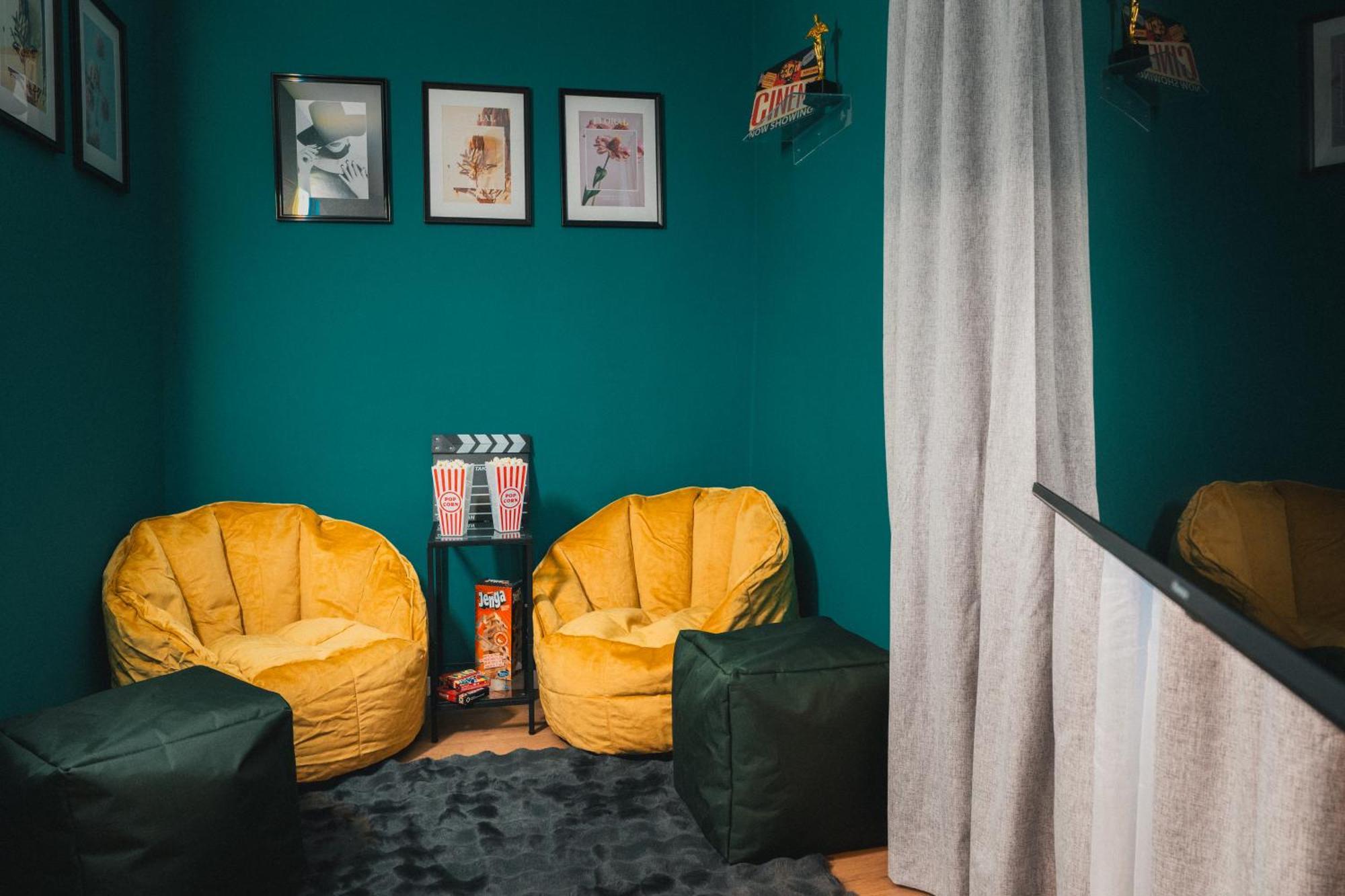 Noor - Golden Mood Or Cinema Luxe Apartment